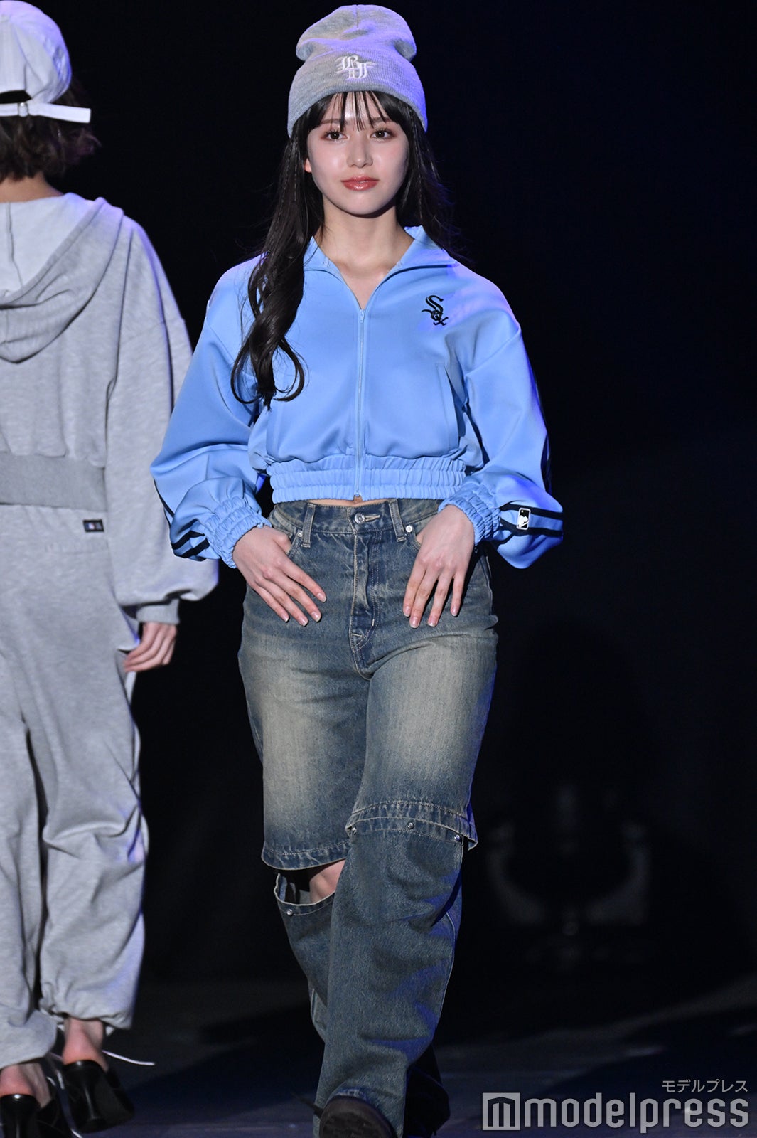 （C）モデルプレス