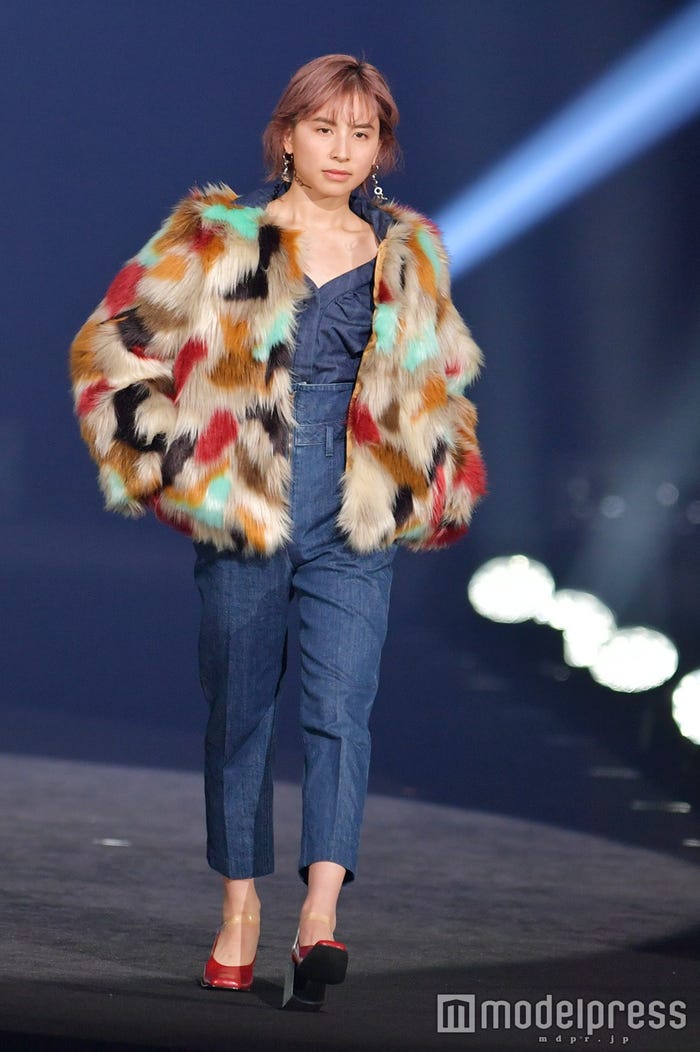 ラブリ(C)モデルプレス