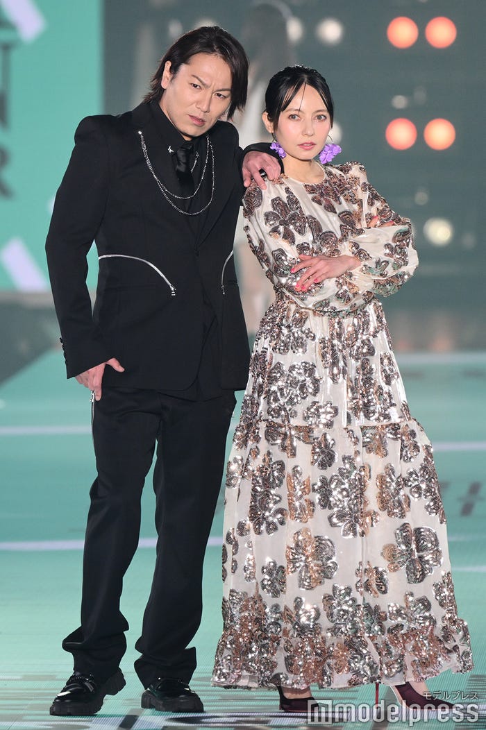 狩野英孝、ベッキー(C)モデルプレス