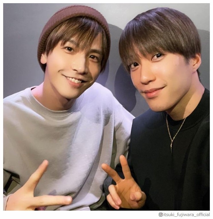 THE RAMPAGE藤原樹、“憧れ”三代目JSB岩田剛典との2ショット公開「がんいつ尊い」「雰囲気似てる」と反響続々