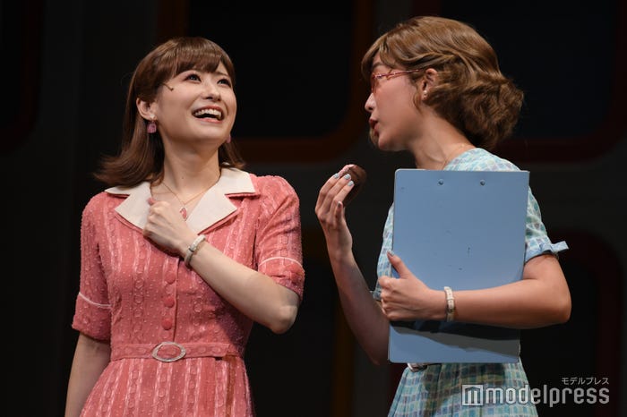 唯月ふうか、林愛夏 /ミュージカル「ハウ・トゥー・サクシード」フォトコール (C)モデルプレス