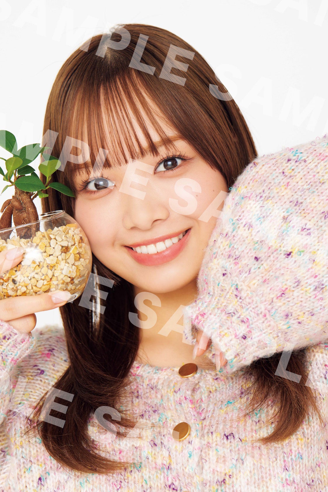 WonderGOO特典 両面フォトカード／濱岸ひより／Photo：Wakaba Noda（C）KOBUNSH