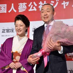 黒田福美、株式会社韓国人蔘公社ジャパン代表取締役社長の篠塚健一氏