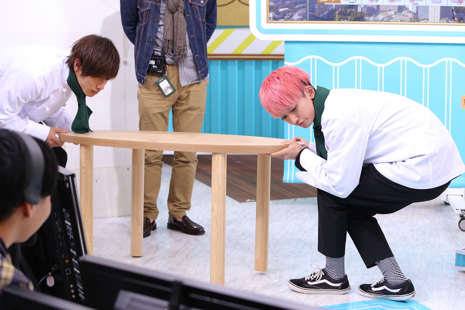 ハイチルメンバーが番組づくりで武者修行（C）日本テレビ