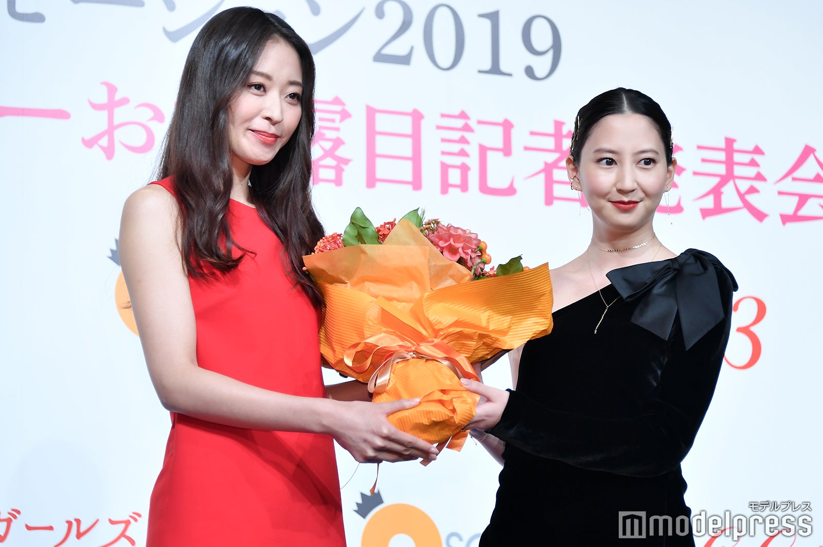 令和に C C ガールズ 復活 武井咲 河北麻友子が祝福に駆けつける モデルプレス 令和に C C ガールズ 復活 武井咲 河北麻友子が祝福に駆けつける モデルプレス