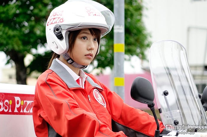 有村架純(C)2016 映画「僕だけがいない街」製作委員会