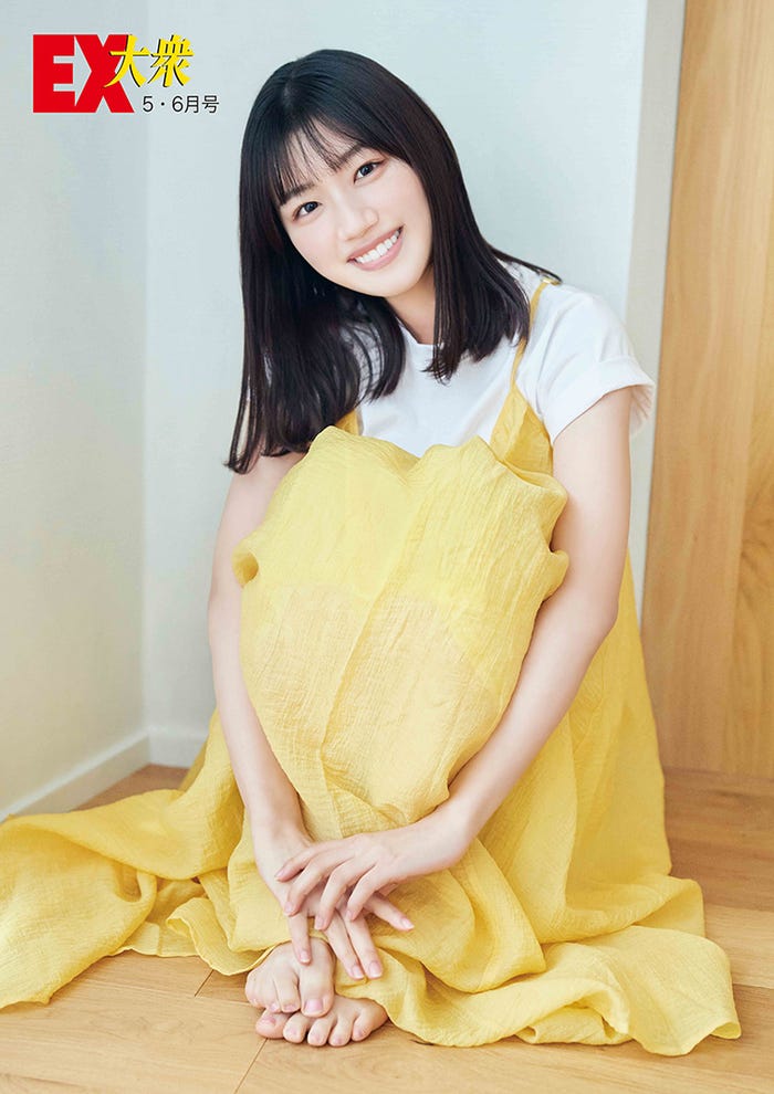 佐々木美玲(C)撮影/熊木優(io)・双葉社