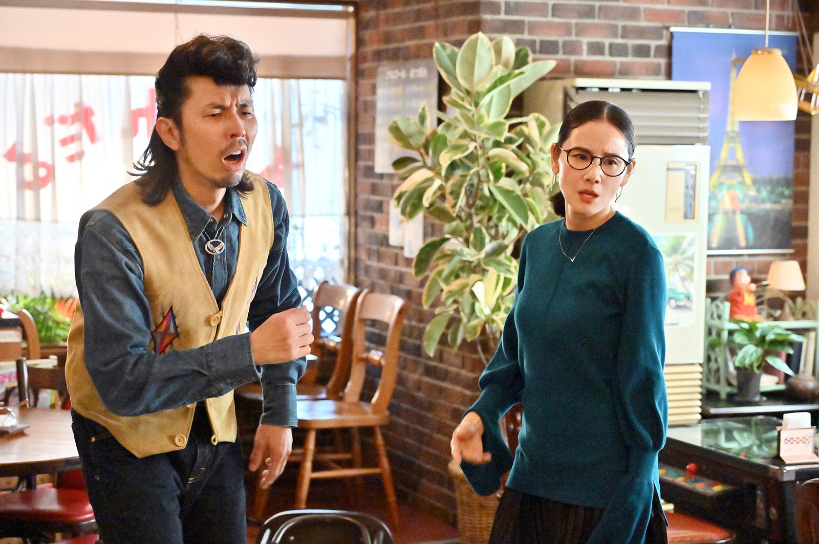 袴田吉彦、吉田羊「不適切にもほどがある！」第7話より（C）TBS