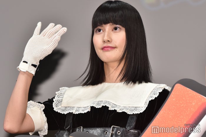 橋本愛 ショートボブにイメチェン 最高に可愛い お人形さんみたい モデルプレス