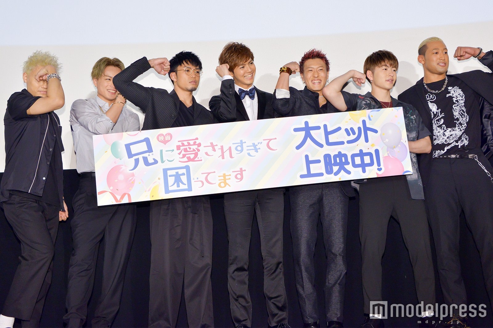 “兄こま”ポーズ…？／GENERATIONS from EXILE TRIBE（C）モデルプレス