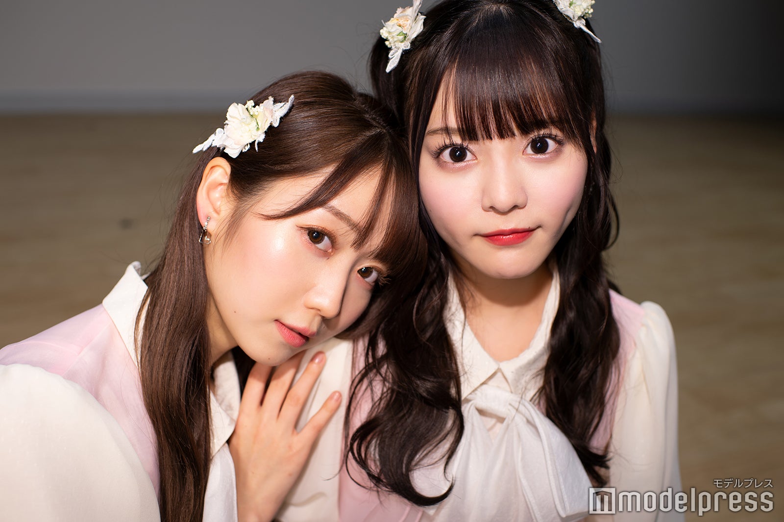 大谷映美里、齊藤なぎさ （C）モデルプレス