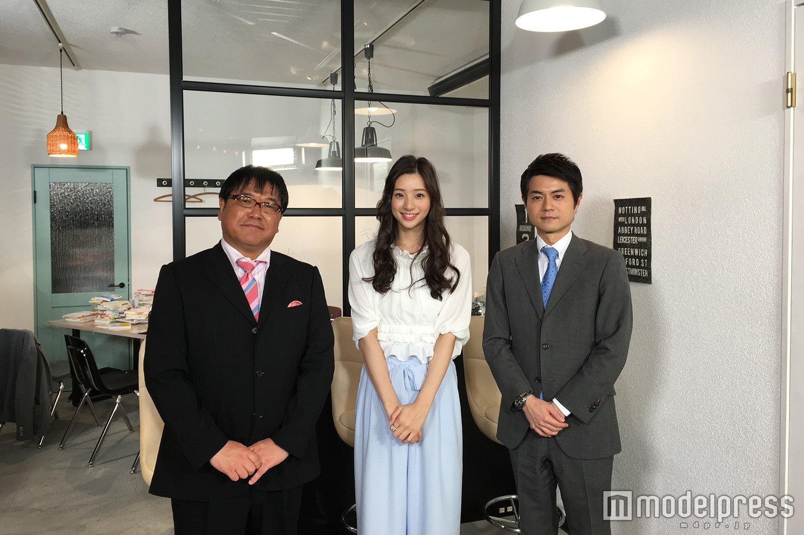 （左から）カンニング竹山隆範、足立梨花、増田和也アナウンサー（画像提供：テレビ東京）