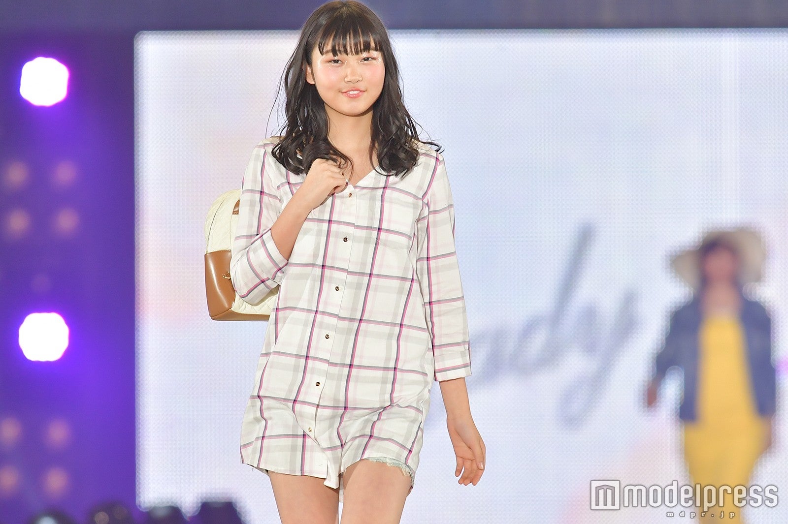 （C）モデルプレス