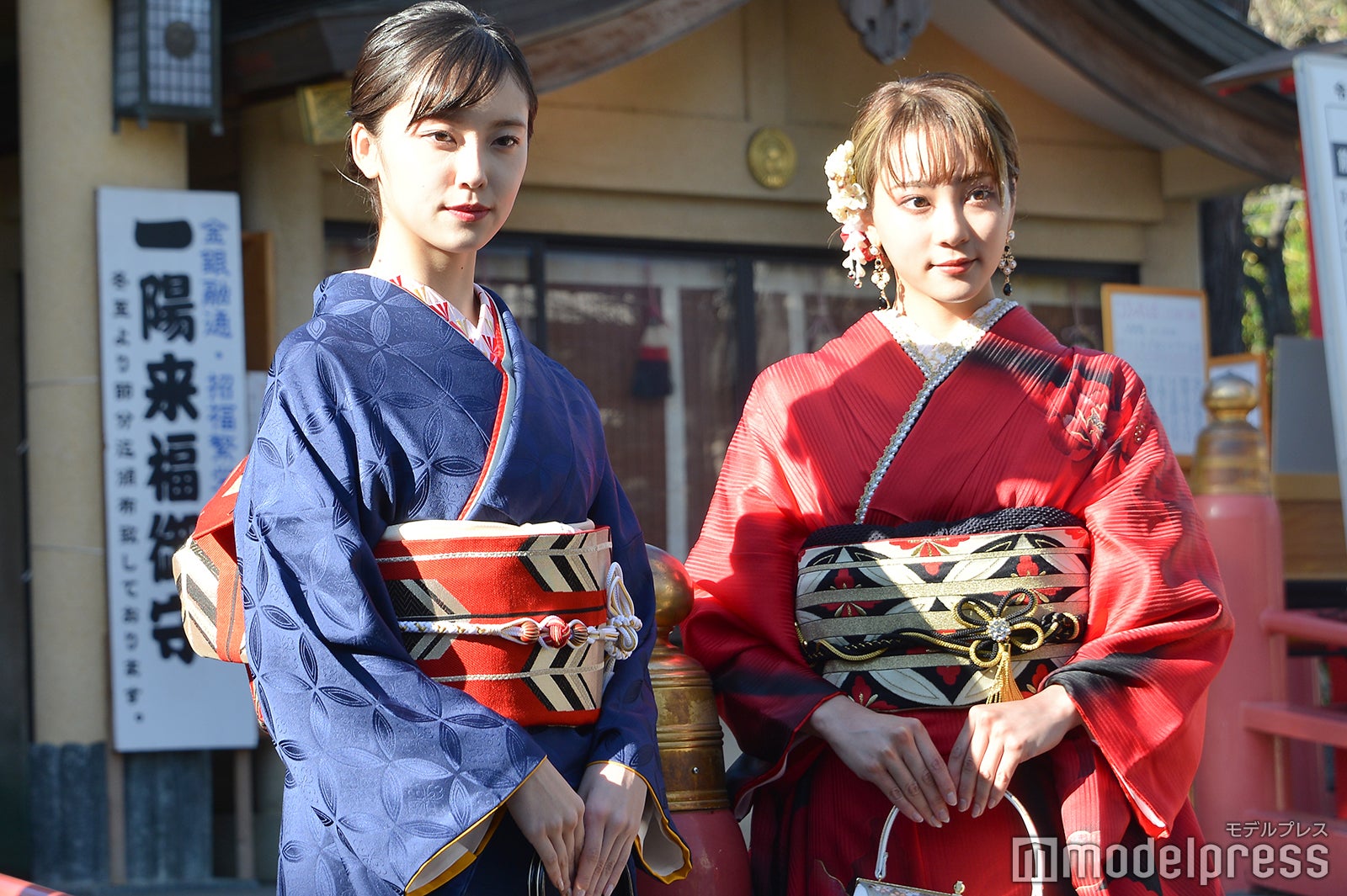 （左から）加藤小夏、安田愛里（C）モデルプレス