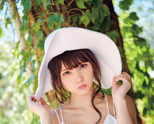 えなこ、美デコルテ&くっきり谷間に釘付け