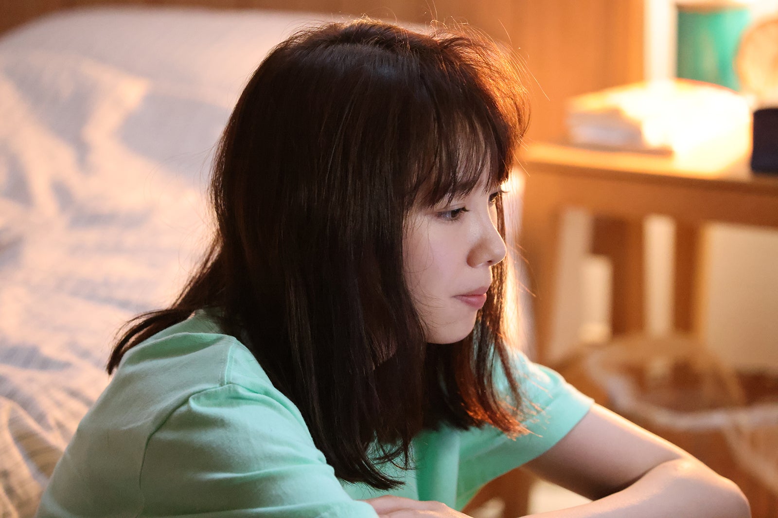 ＜何曜日に生まれたの 第1話＞“引きこもり歴10年”黒目すい（飯豊まりえ）の過去とは