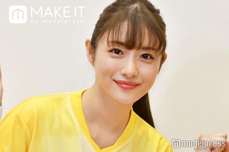 画像2 15 前髪で印象チェンジ 石原さとみに学ぶヘアスタイル6パターン 前髪ありなし別 ショート ロングまで モデルプレス