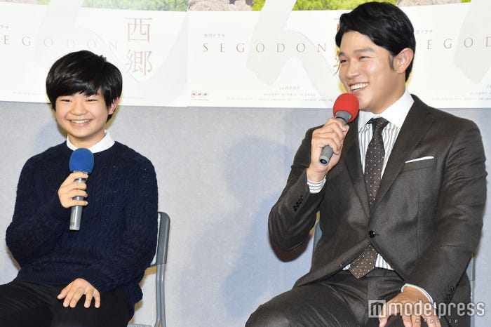 渡邊蒼、鈴木亮平 (C)モデルプレス