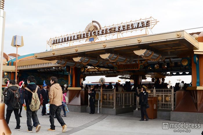 「ディズニーシー・エレクトリックレールウェイ」ポートディスカバリー駅