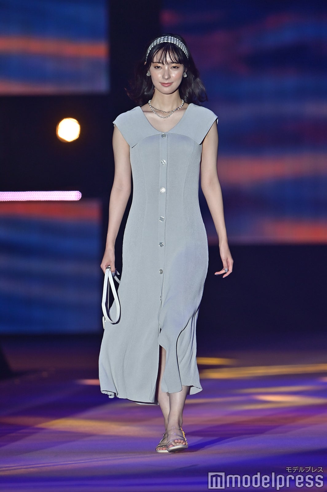 （C）モデルプレス