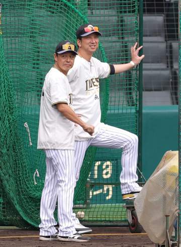 連覇の阪神に激震 藤本総合コーチが電撃退団 球団引き留めるも本人意思固く了承 3連覇狙い後任人事選定へ
