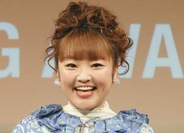 柳原可奈子 6歳長女が児童支援学校に入学 着物姿で寄り添う 帰宅後「涙がぼろぼろ」と 3年前、脳性まひを公表