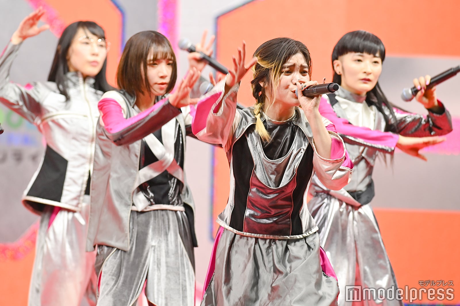 BiSH（C）モデルプレス