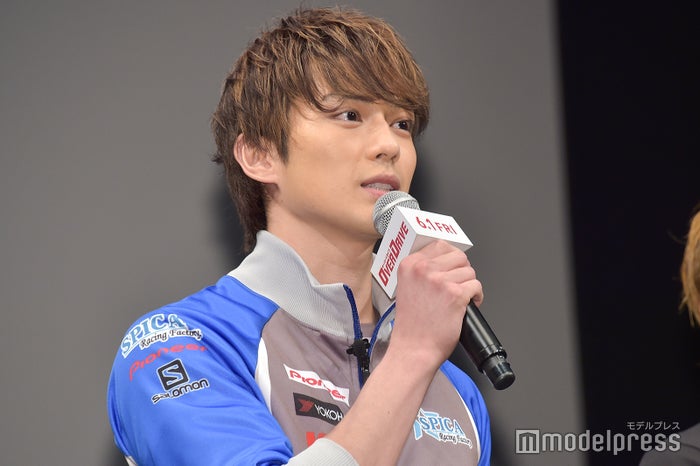 新田真剣佑 北村匠海と 髪型一緒なの イメチェンでそっくりに Over Drive モデルプレス 新田真剣佑 北村匠海と 髪型一緒なの イメチェンでそっくりに Over Drive モデルプレス