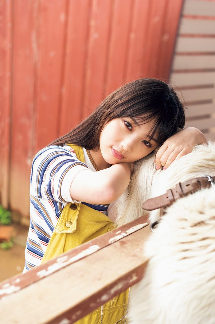 与田祐希(C)藤本和典、光文社