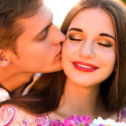 もうすぐ交際?付き合える可能性が高い二人の状態4選