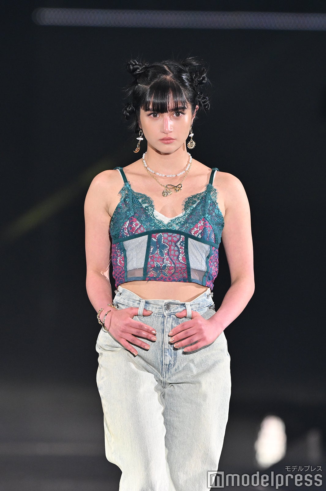 （C）モデルプレス