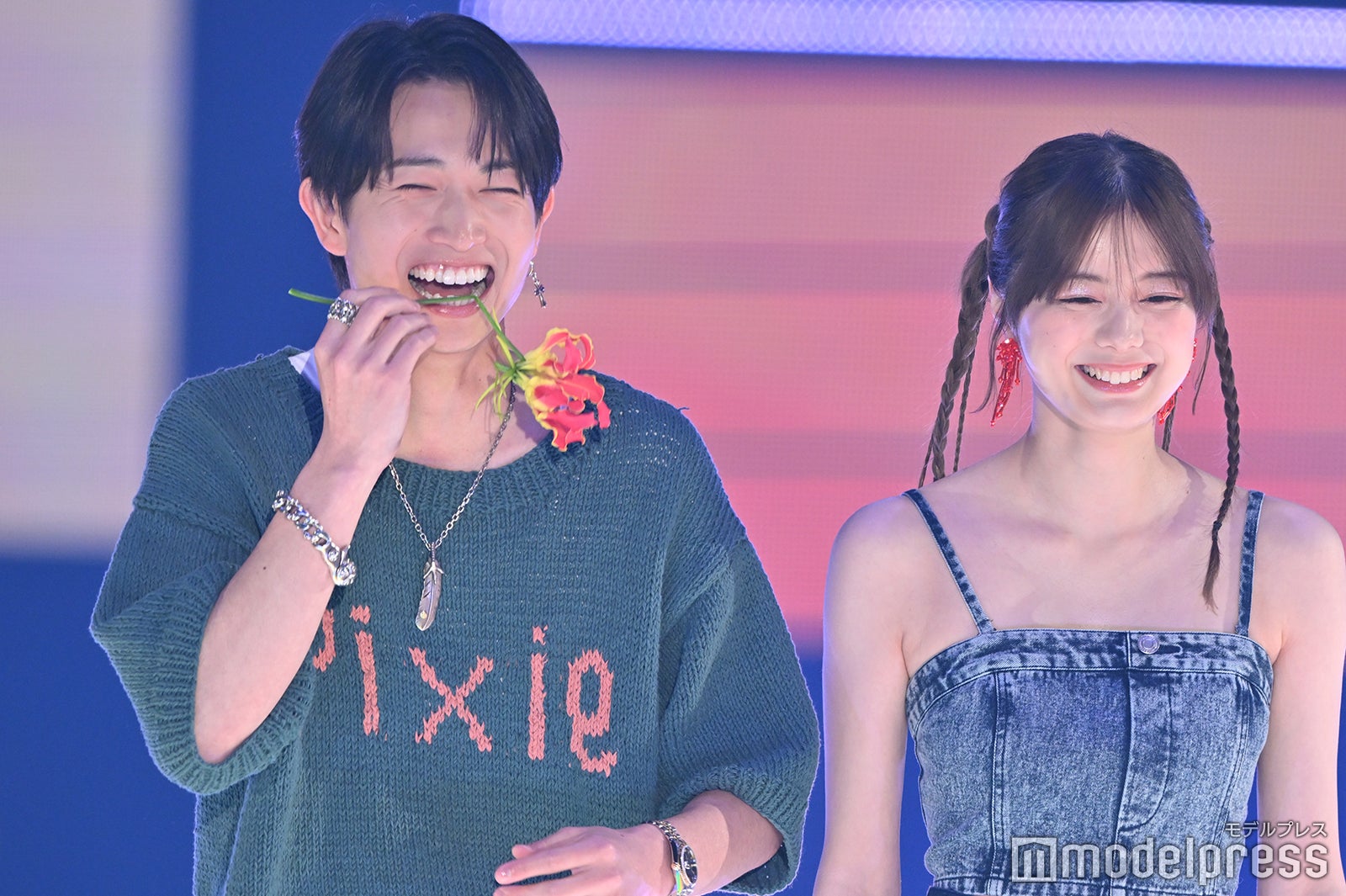 綱啓永、紺野彩夏（C）モデルプレス