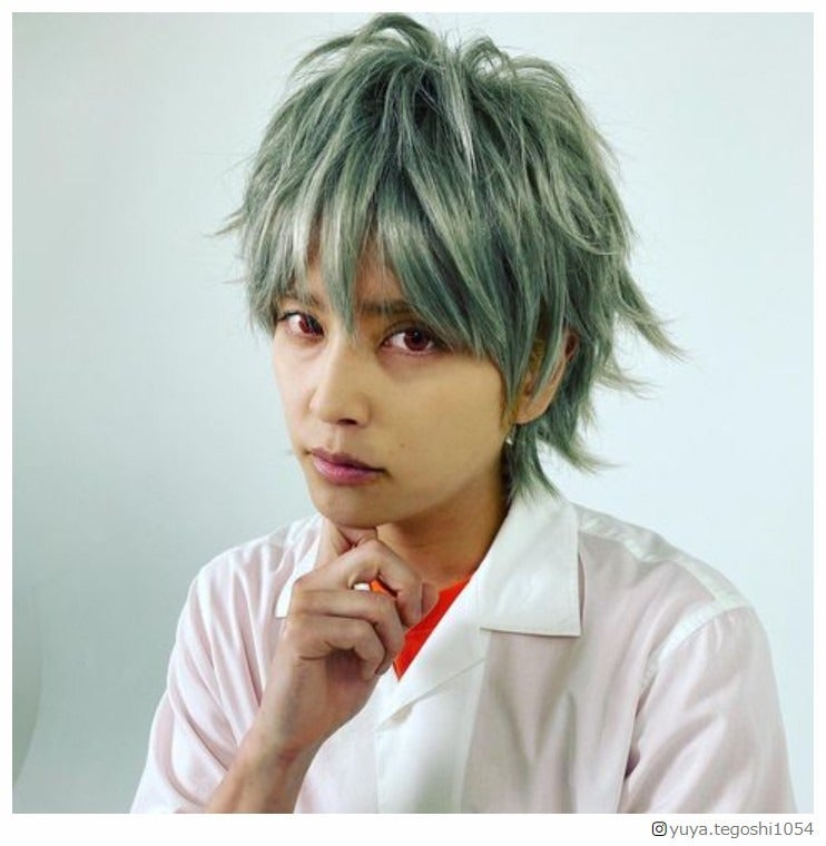 手越祐也“エヴァ”渚カヲルのコスプレ披露 宇多田ヒカルカバーに絶賛の声