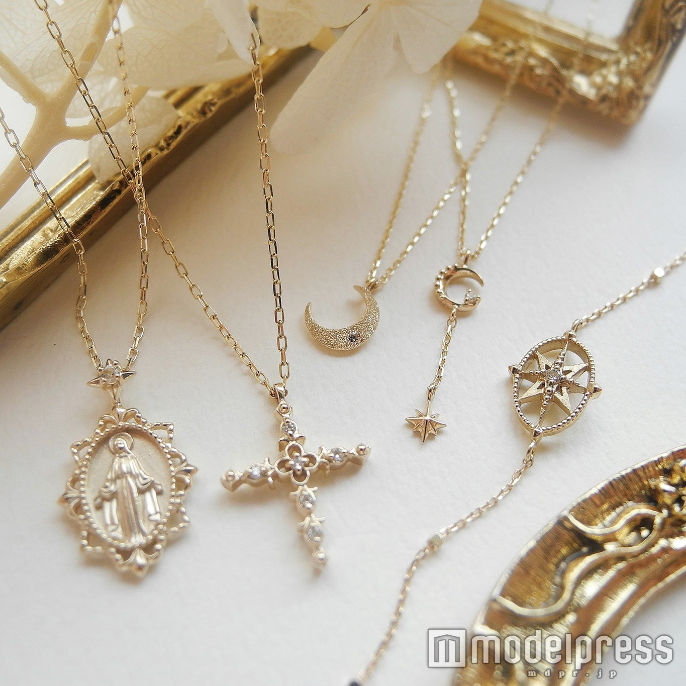 「miroir（ミロア）」