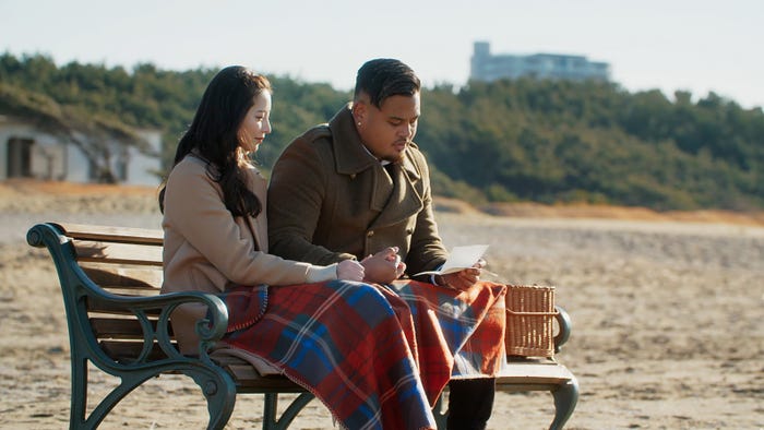 尾崎美紀、ジェイデン・トア・マクスウェル「バチェロレッテ・ジャパン」シーズン2エピソード7(C) 2022 Warner Bros. International Television Production Limited