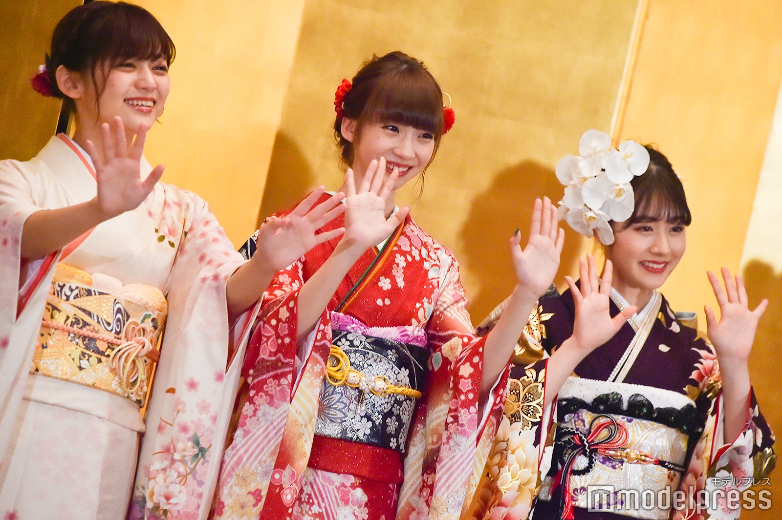 中村歩加、荻野由佳、加藤美南／AKB48グループ成人式記念撮影会 （C）モデルプレス