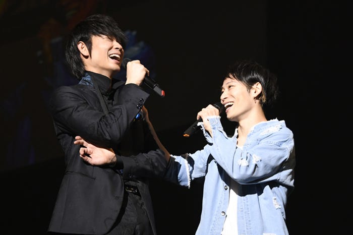 綾野剛&TAKUYA∞(提供写真)