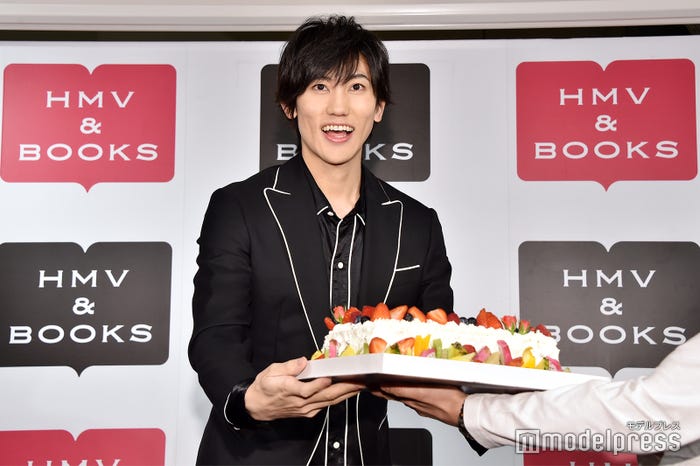 植原卓也にサプライズ (C)モデルプレス