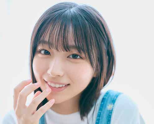 日向坂46大野愛実、爽やか衣装姿でフレッシュな笑顔「五期生のぽかぽか写真館」最後のメンバー公開