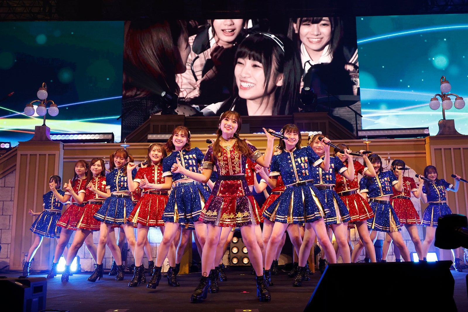 「矢吹奈子 卒業コンサート〜未来への翼〜」（C）Mercury