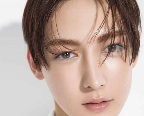 ROIROM浜川路己、至近距離で美貌際立つ「VOCE」初の単独表紙