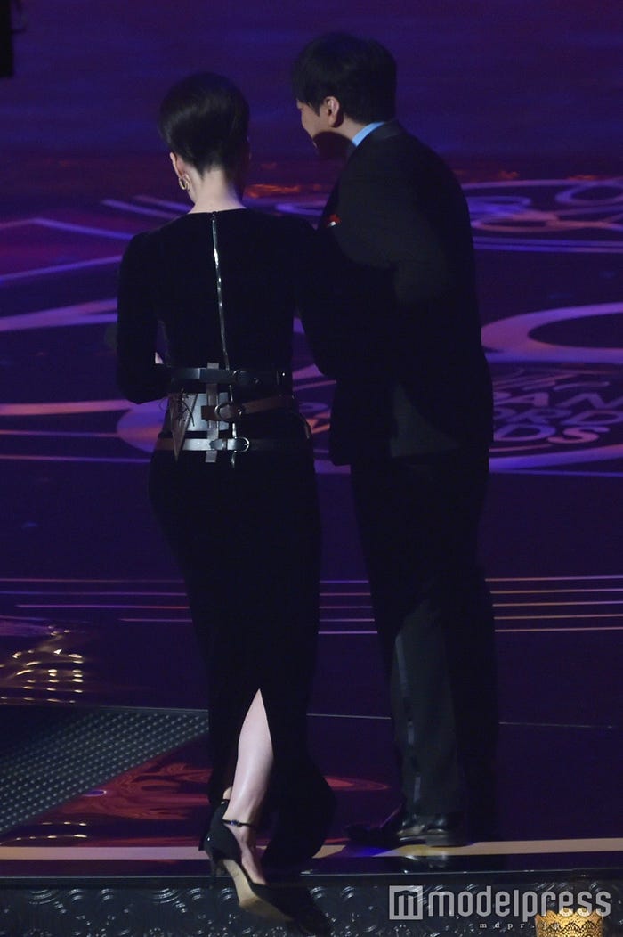 天海祐希、安住紳一郎アナウンサー(C)モデルプレス