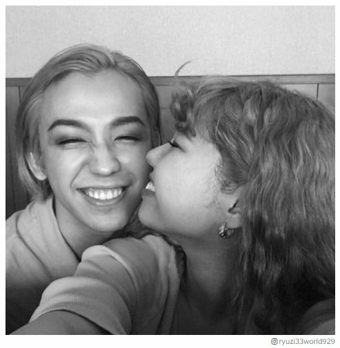 りゅうちぇる、ぺことのラブラブ2ショットで愛を綴る「心が温かくなる」「憧れの夫婦」と反響