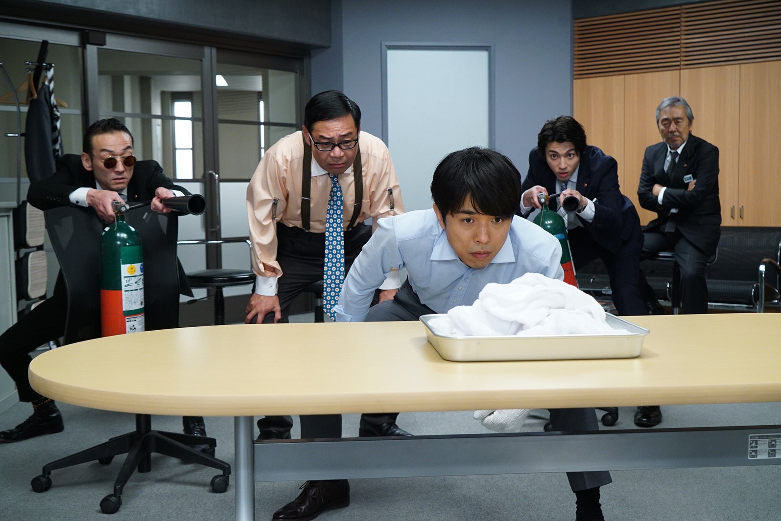 V6井ノ原快彦、初挑戦で“アリバイ崩し”＜特捜9 season2＞