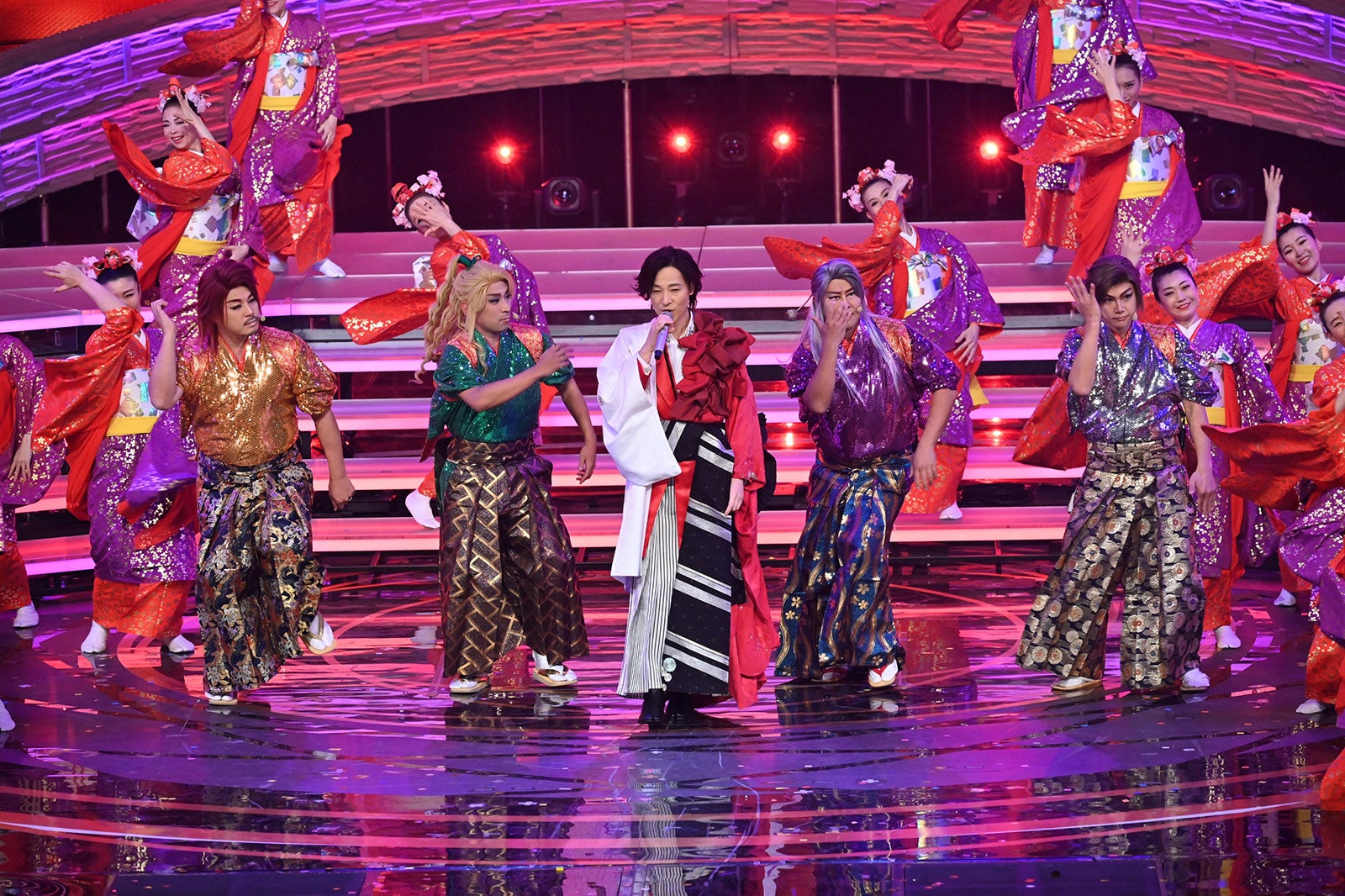 山内惠介（提供写真）