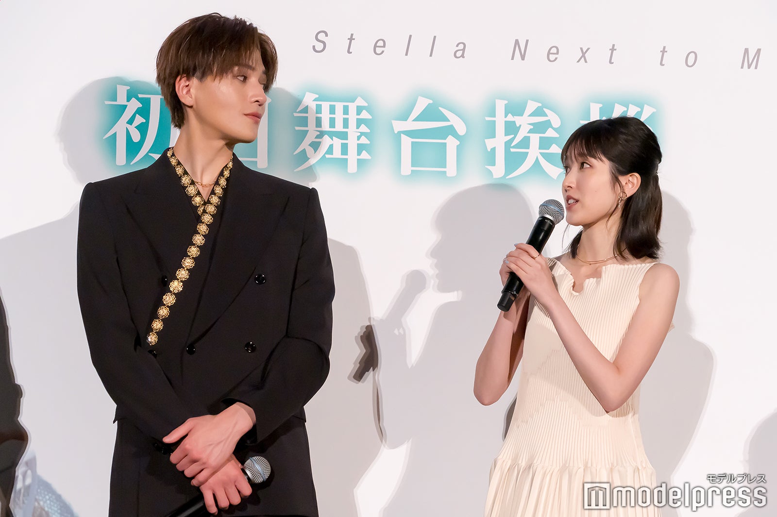 八木勇征、福本莉子（C）モデルプレス