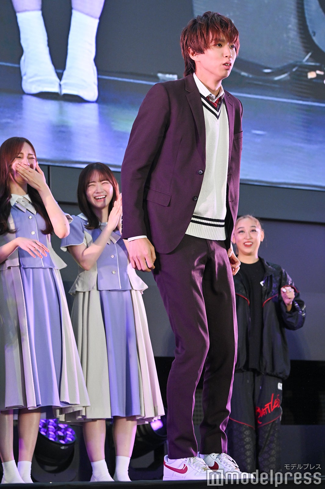梅澤美波、田村真佑、はじめしゃちょー （C）モデルプレス
