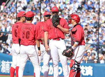 広島・ターノックが4回9安打4失点で降板 三回に暗転…来日初勝利はまたお預け