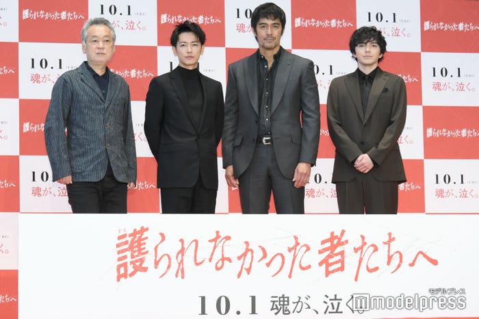 瀬々敬久監督、佐藤健、阿部寛、林遣都 (C)モデルプレス