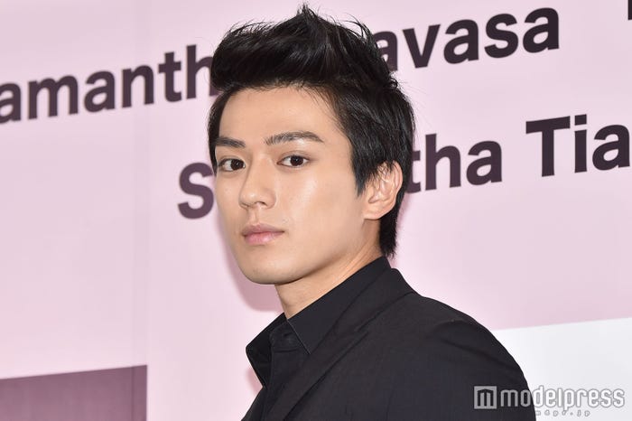 新田真剣佑(モヒカン) (C)モデルプレス